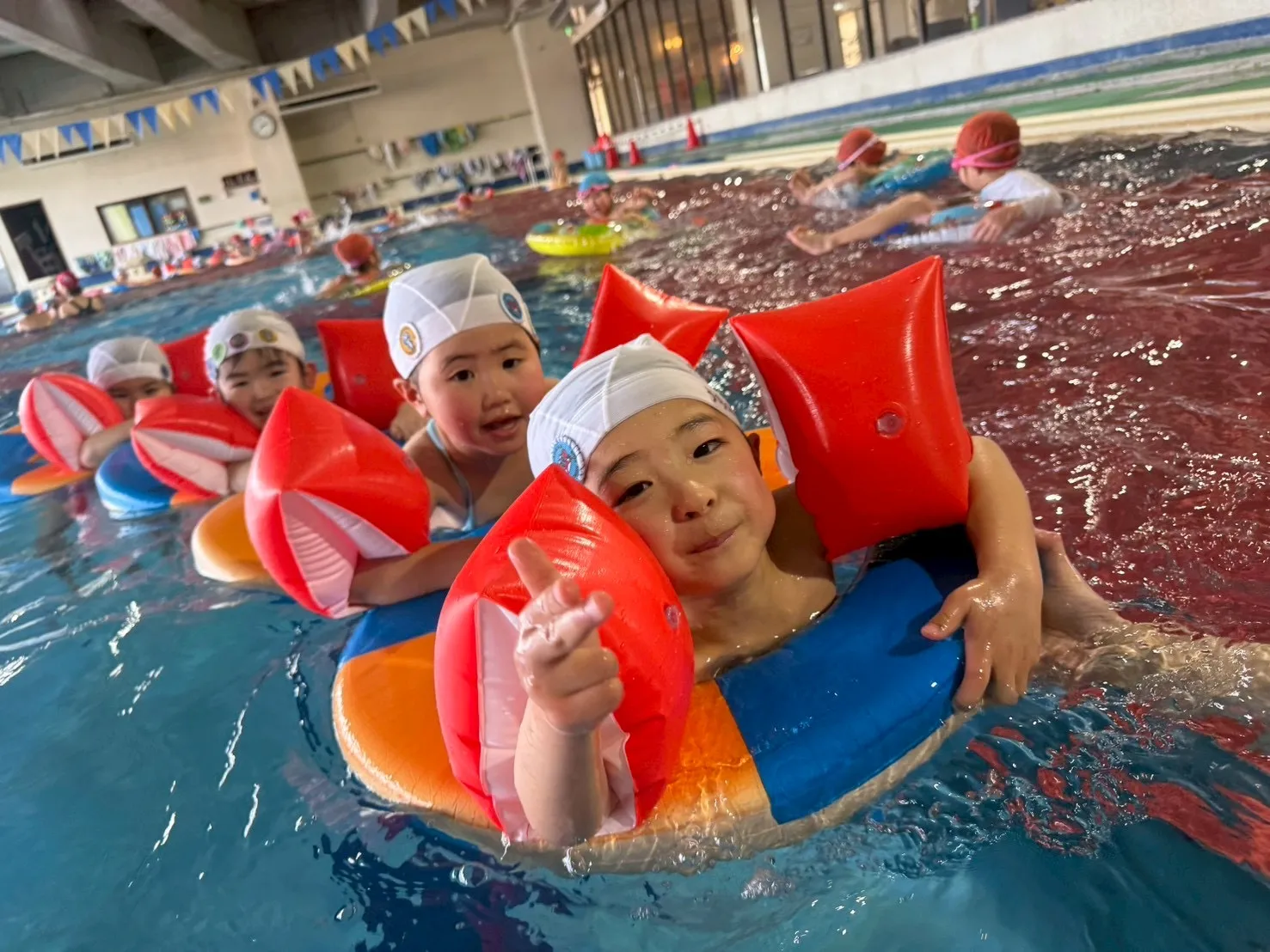 水泳レッスン風景